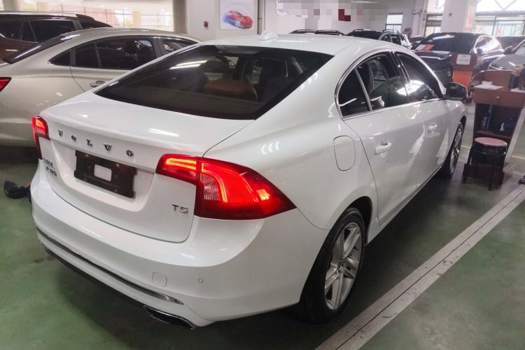 Used Volvo S60 2014 S60L T5 Intelligent Drive Edition
