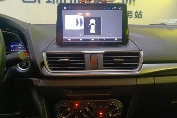 Used Mazda Mazda 3 Axela 2017 Sedan 1.5L Automatic Comfort Model Emission Standard China V
