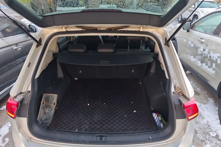 Used Volkswagen Tiguan L 2018 280TSI Automatic Two-Wheel Drive Comfort Edition