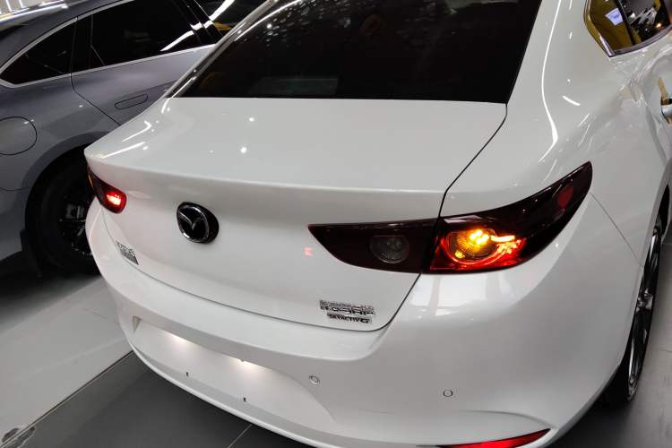 Used Mazda Mazda 3 Axela 2021 2.0L Automatic Zhiya Edition