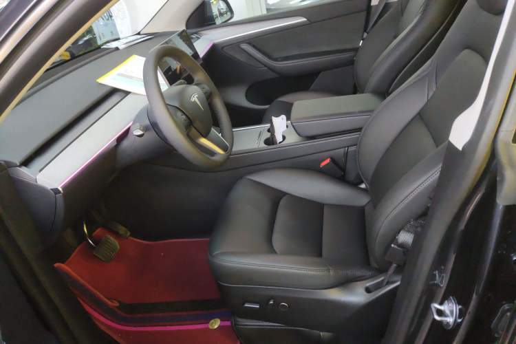 Used Tesla Model Y 2024 Rear-Wheel-Drive Version
