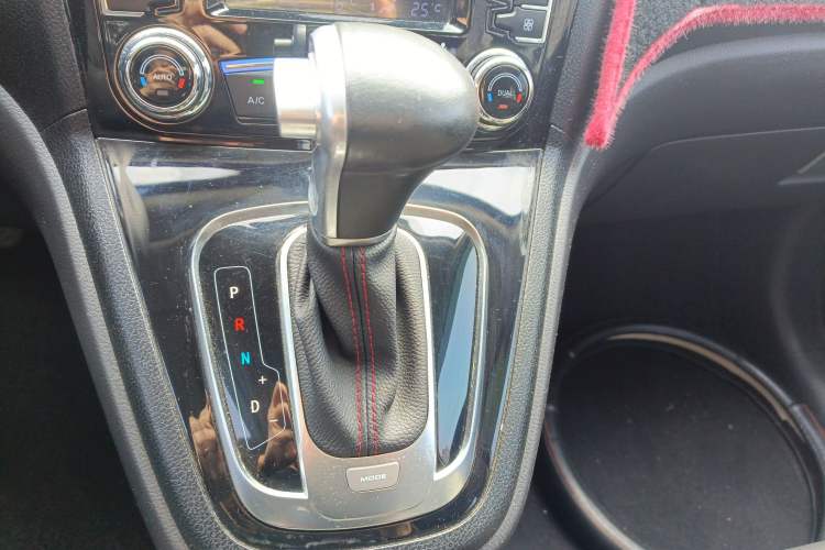 Used Haval H6 2017 Classic Edition 1.5T Automatic Two-Wheel Drive Elite Model
