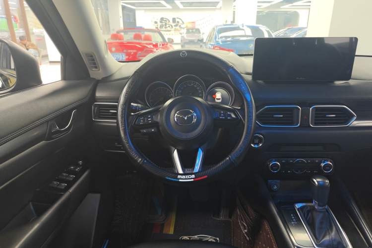 Used Mazda CX-5 2020 2.5L Automatic Two-Wheel Drive Smart Version

