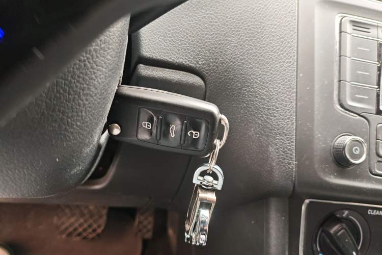 Used Volkswagen Polo 2016 1.6L Automatic Comfort Model