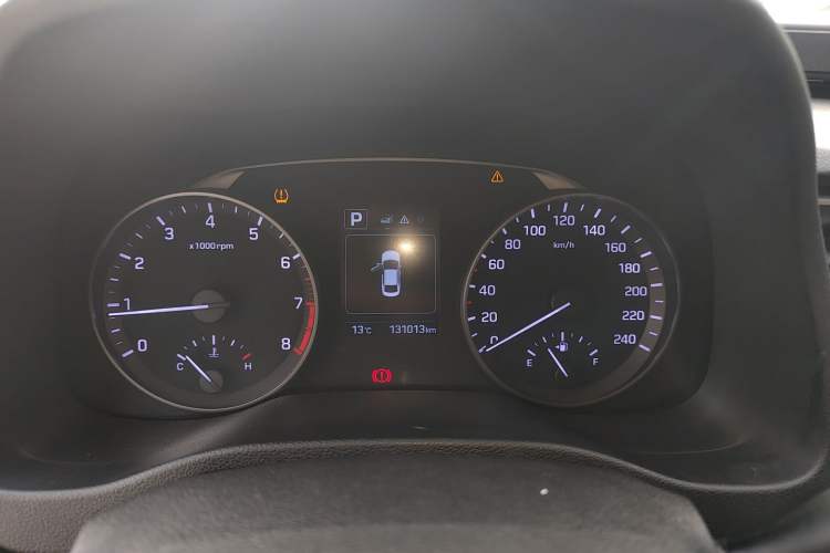 Used Hyundai Elantra 2016 1.6L Automatic ZhiXuan · Luxury Version