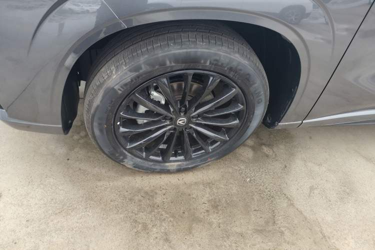 Used Changan UNI-Z New Energy 2024 Blue Whale Smart Electric iDD 125km Leading Model