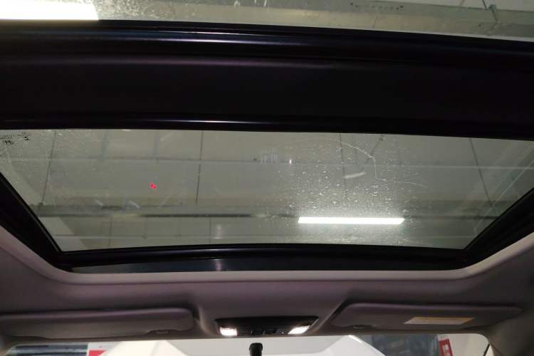 Used Honda Vezel 2019 1.5L CVT Luxury Model China V
