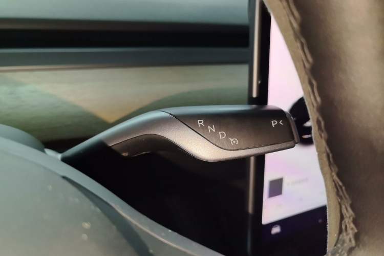 Used Tesla Model Y 2022 Rear-Wheel-Drive Version
