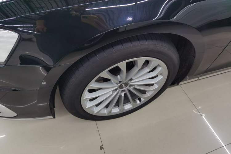 Used Audi A8 2019 Facelifted Plus A8L 50 TFSI quattro Comfort Version
