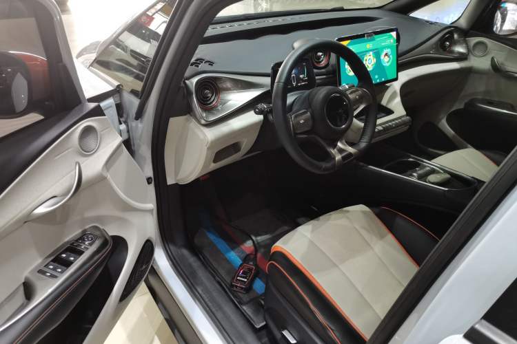 Used BYD Dolphin 2021 405 km Fashion Edition
