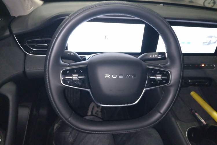 Used Roewe D7 2023 DMH 125km Excellence Edition