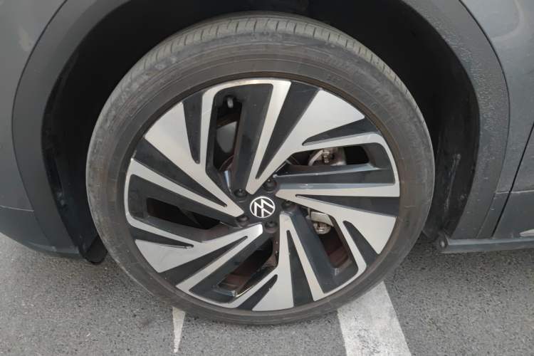 Used Volkswagen ID.6 X 2022 Smart Enjoyment Long-Range Edition
