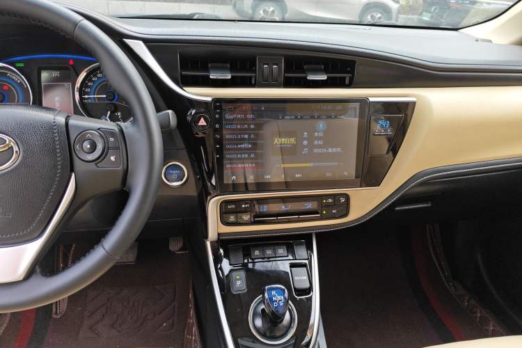 Used Toyota Corolla 2017 Revised Dual-Engine 1.8L E-CVT Elite Edition