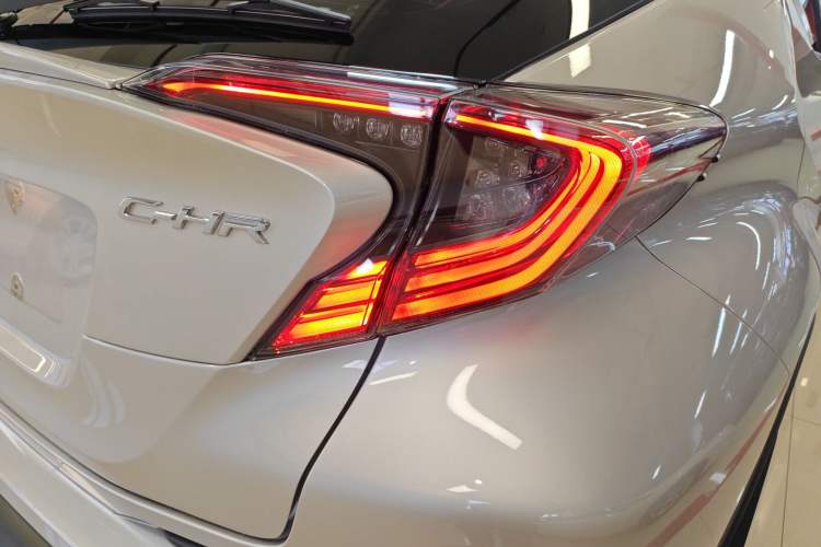 Used Toyota C-HR 2020 2.0L Luxury Edition
