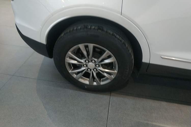 Used Cadillac XT5 2020 Revised Version 28T Luxury Edition
