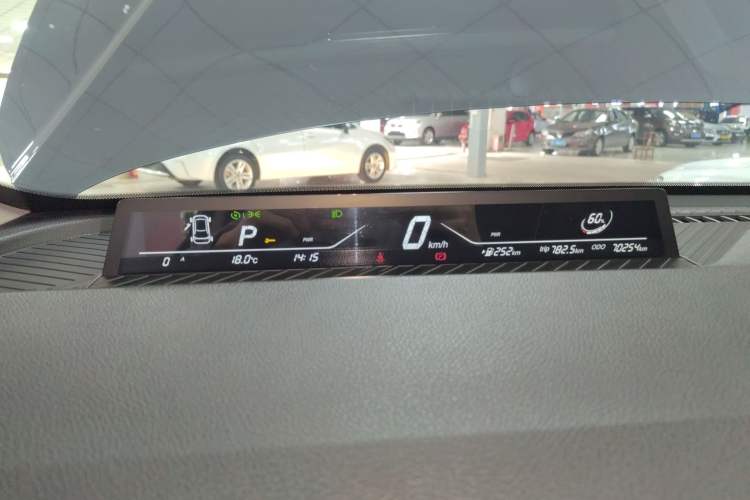 Used NETA V 2021 Long-Range Entertainment Edition Upgrade Model
