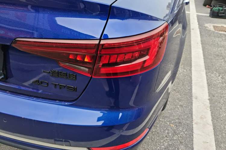 Used Audi A4L 2019 40 TFSI Ambition China VI
