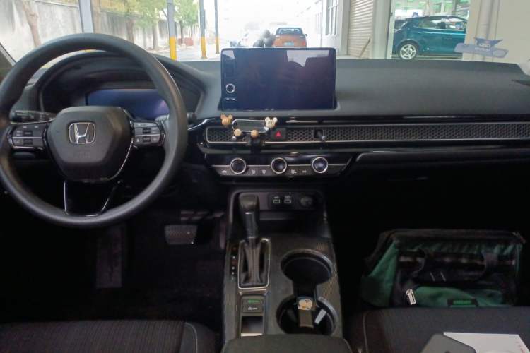 Used Honda Civic 2022 240TURBO CVT Dynamic Edition
