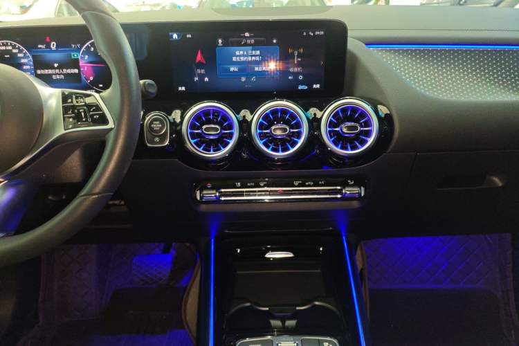 Used Mercedes-Benz GLA 2025 GLA 220
