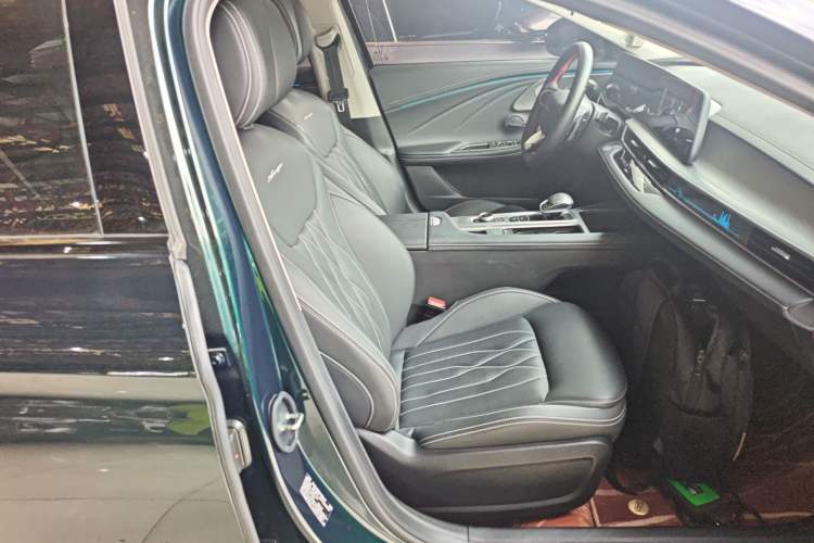 Used Chery Arrizo 8 2023 High-Energy Edition 2.0T DCT Luxury
