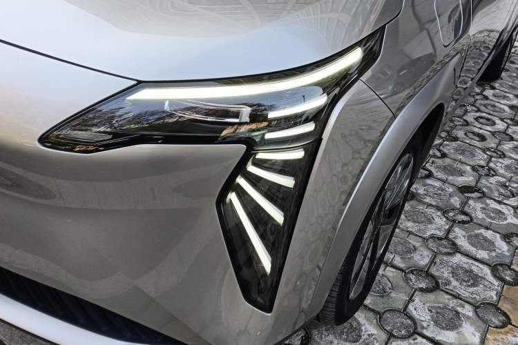 Used AION Y 2023 Younger
