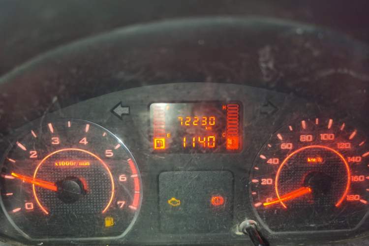 Used Wuling Hongguang V 2022 1.5L Jingqu Version Hydraulic Power Steering LAR