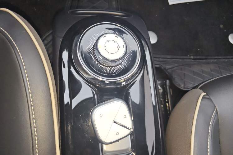 Used Wuling Bingo 2023 333 km Lingxi Connected Version
