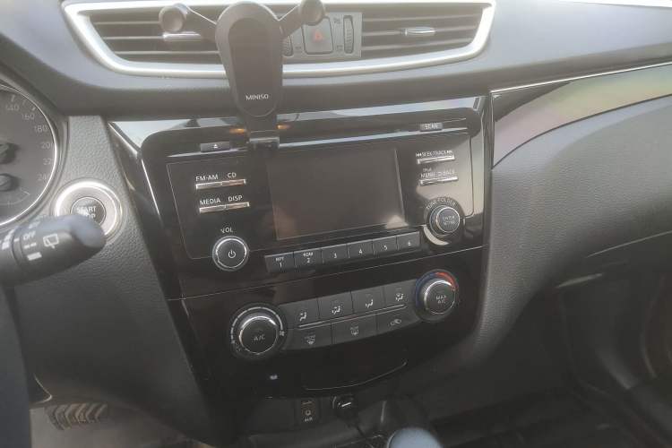 Used Nissan Qashqai 2016 2.0L CVT Luxury Edition
