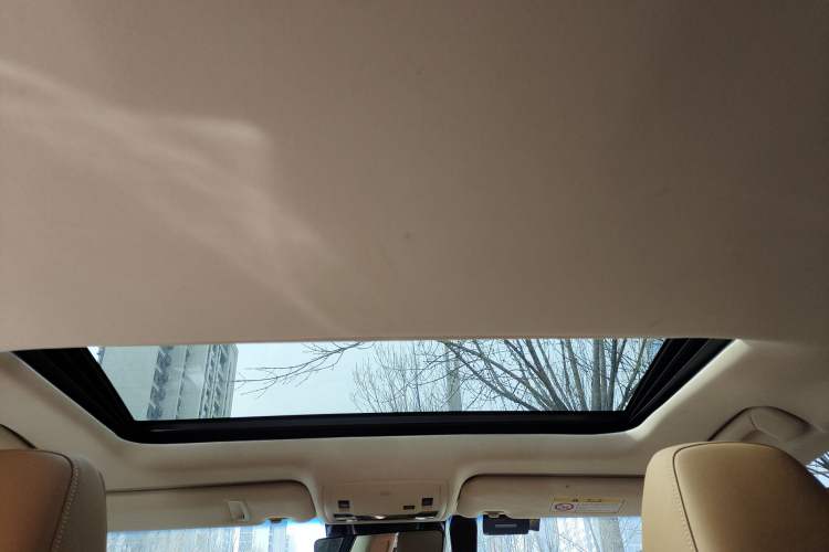 Used Lexus ES 2017 300h Mark Levinson Comfort Edition