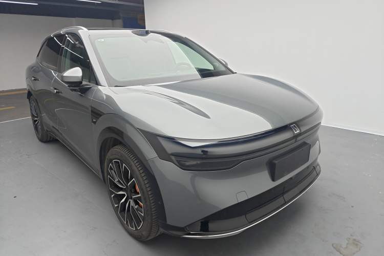 Used Zeekr 7X 2025 100 kWh Long-Range Rear-Wheel Drive with Intelligent Driving Features