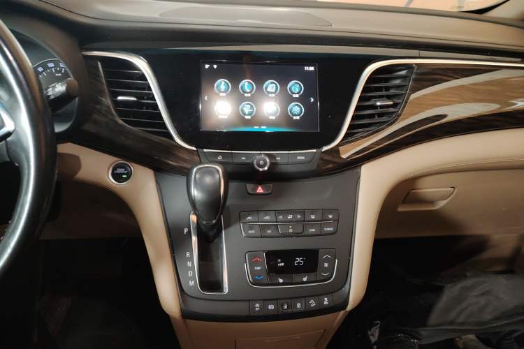 Used Buick GL8 2017 ES 28T Premium Version China V Standard
