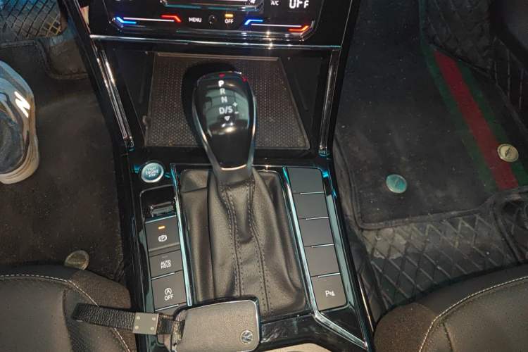 Used Volkswagen Passat 2025 Outstanding Model 380TSI Starry Dragon Edition
