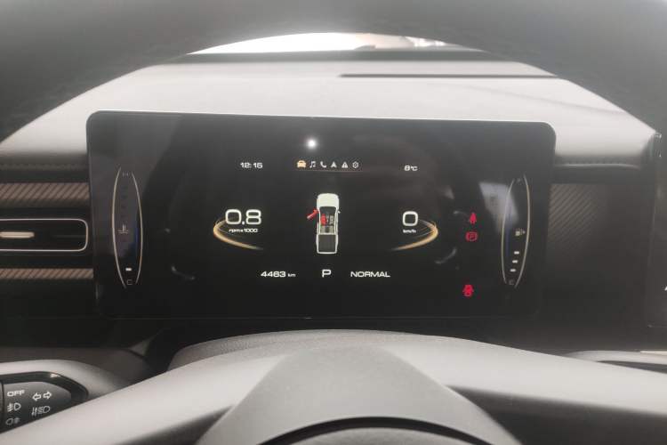 Used Great Wall Poer 2024 2.4T Passenger Version Automatic Diesel 4x4 Comfort Trim
