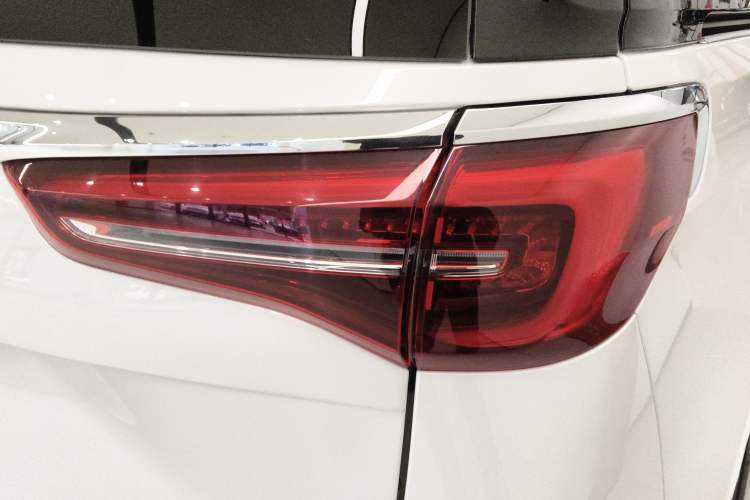 Used Buick GL8 2023 ES Lu Zun Comfort Model
