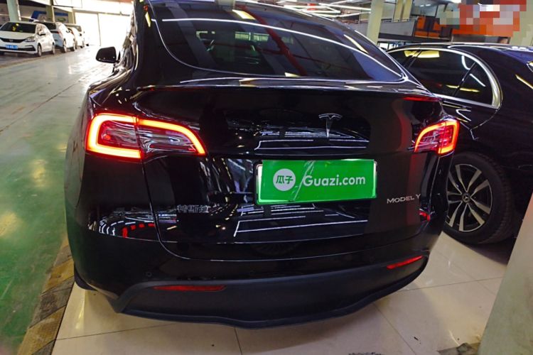 Used Tesla Model Y 2023 Rear-Wheel-Drive Version