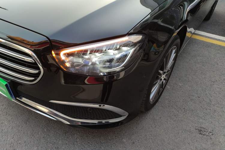 Used Mercedes-Benz E-Class 2023 Facelift E 260 L