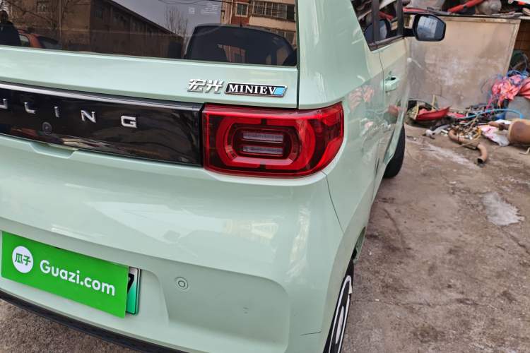 Used Wuling Hongguang MINIEV 2021 Macaron Fashion Model Lithium Iron Phosphate