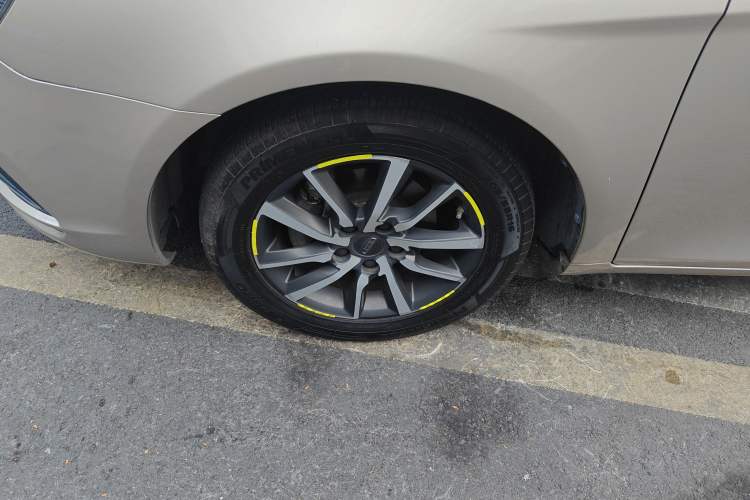 Used Geely Auto Emgrand 2019 Leading Edition 1.5L CVT Upward-Connected Model China VI Standard