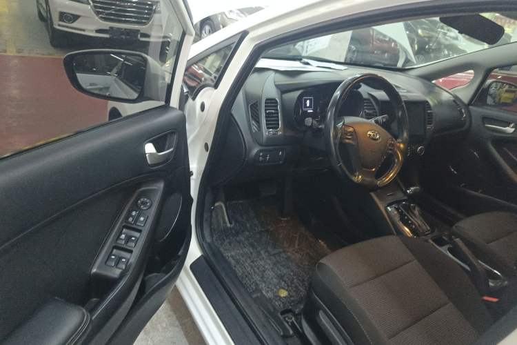 Used Kia K3 2016 1.6L Automatic GLS