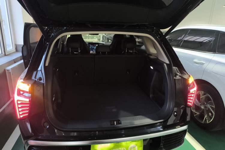 Used Hongqi HS3 PHEV 2024 PHEV 115km Jingwei Edition
