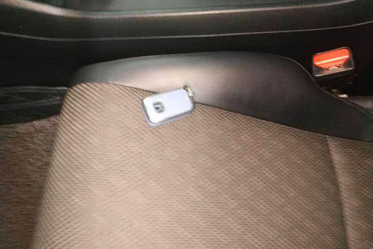 Used Honda Jade 2017 1.8L automatic Comfort version 5 seats
