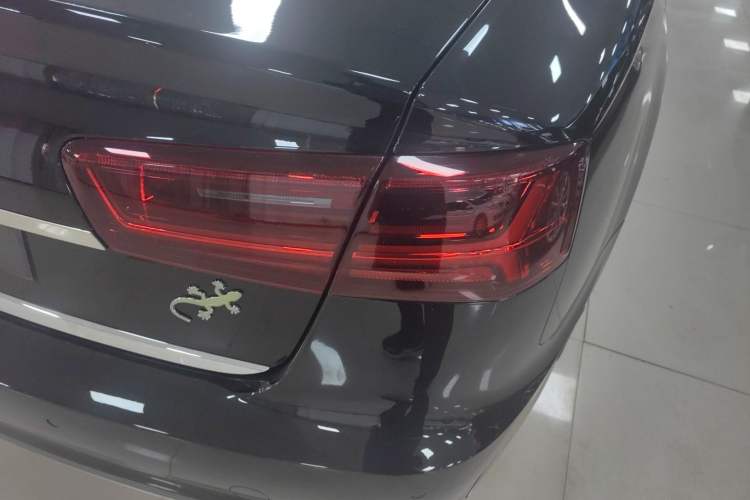 Used Audi A6L 2018 30th Anniversary Edition 45 TFSI quattro Sport model
