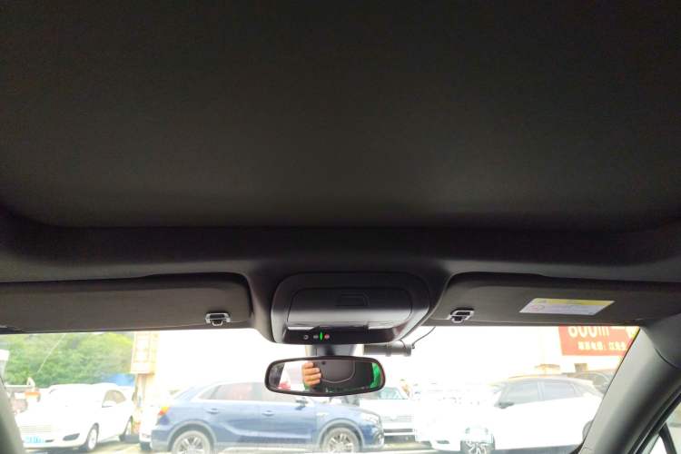 Used Cadillac XT4 2018 28T Two-Wheel Drive Leading Version
