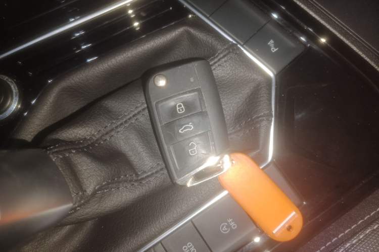 Used Volkswagen Tayron 2023 300TSI Two-Wheel-Drive Luxury Plus Advanced Edition
