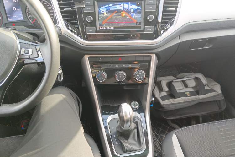 Used Volkswagen T-ROC 2020 230TSI DSG Two-Wheel Drive Advanced Version