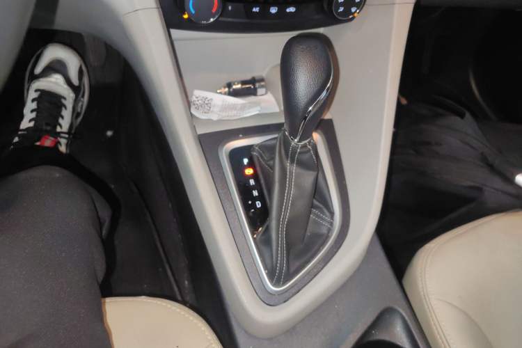 Used Buick GT 2019 15T Dual-Clutch Advanced Version China VI Standard
