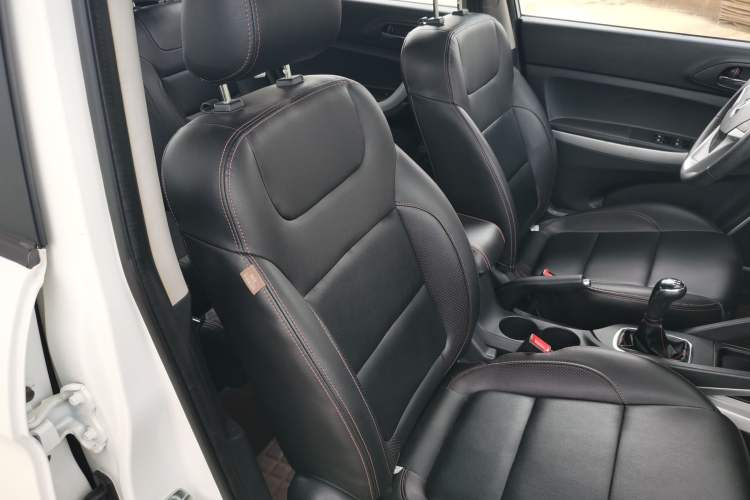 Used Changan CS35 2015 1.6L Manual Luxury Model China IV Standard