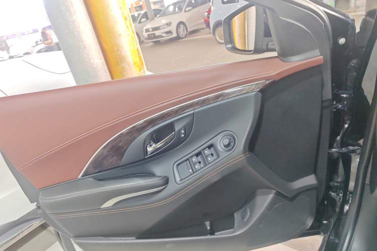 Used Buick LaCrosse 2013 2.4L SIDI Elite Comfort Version
