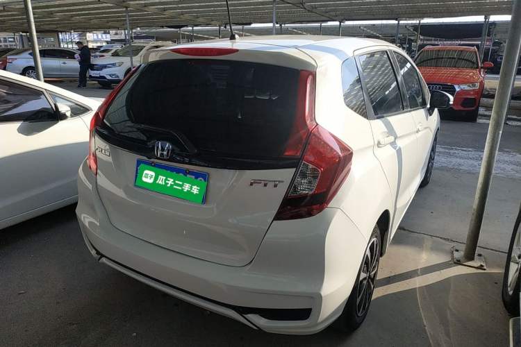 Used Honda Fit 2018 1.5L Manual Comfort Edition
