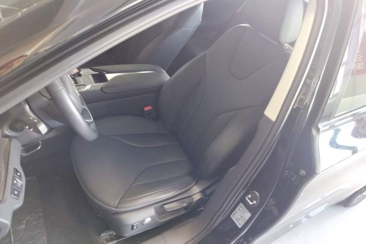 Used Hongqi E-QM5 2023 Revised Version Basic Travel Edition